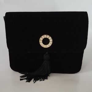 Carolyne Barton Black Velvet Clutch Crossbody Bag Tassel And Magnetic Snap